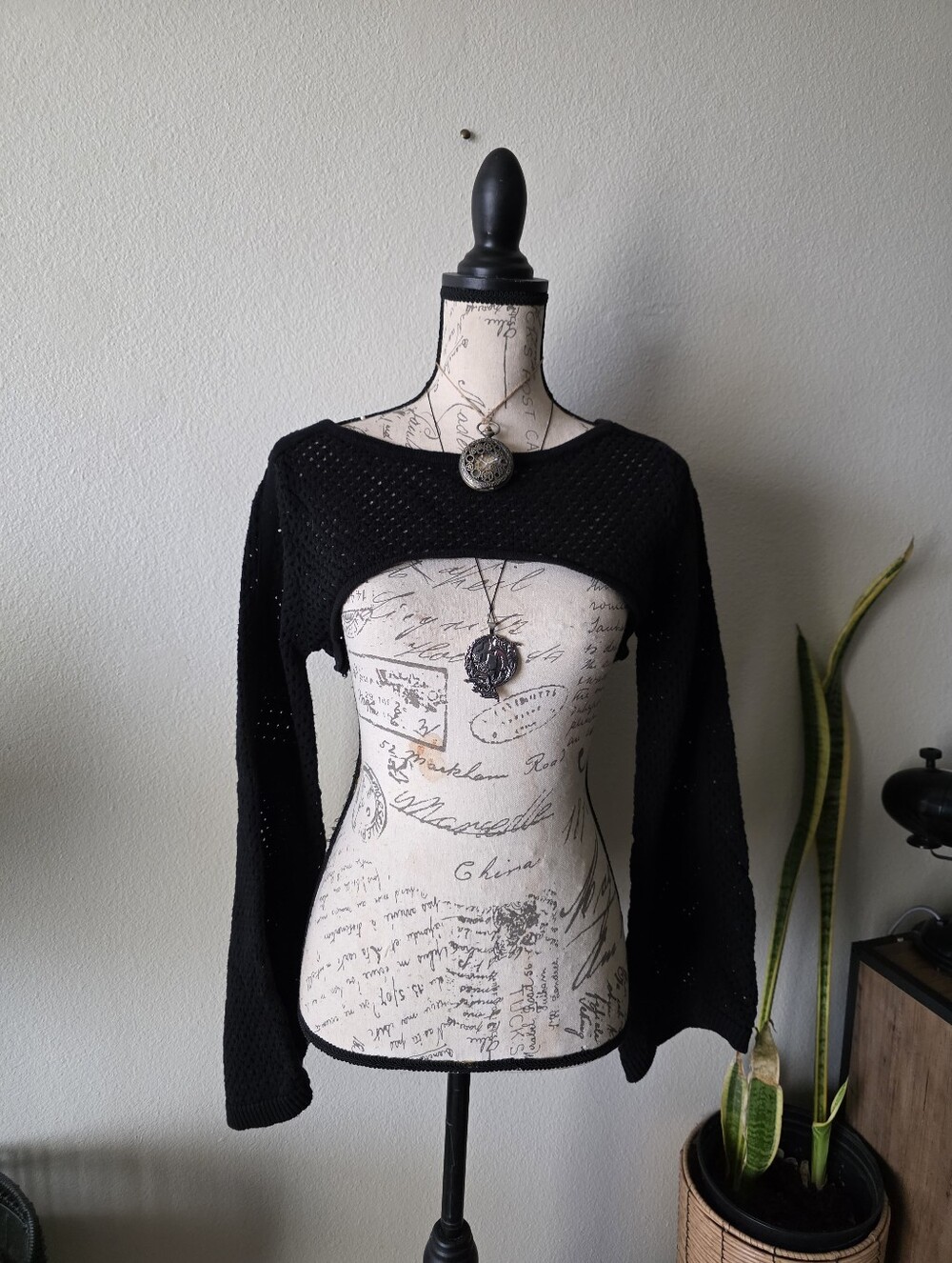 Forever 21 Black Cropped Bolero Shrug